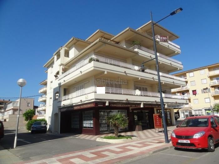 Appartement met 3 terrassen. Zeezicht. Privéparkeerplaats.